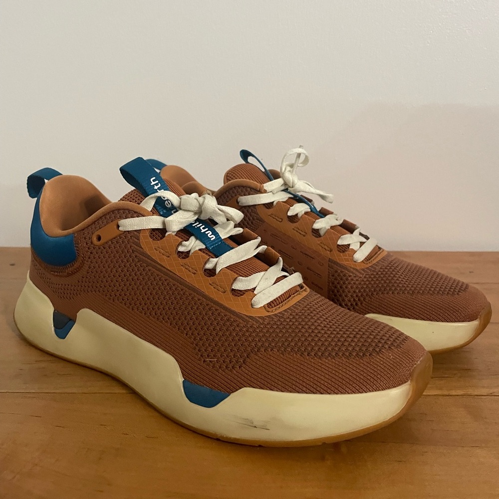 While On Earth Move Athletic Sneakers